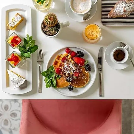 Pan Di Zenzero Icecream Hotel 3*