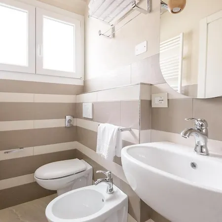 Pan Di Zenzero Icecream Hotel 3*